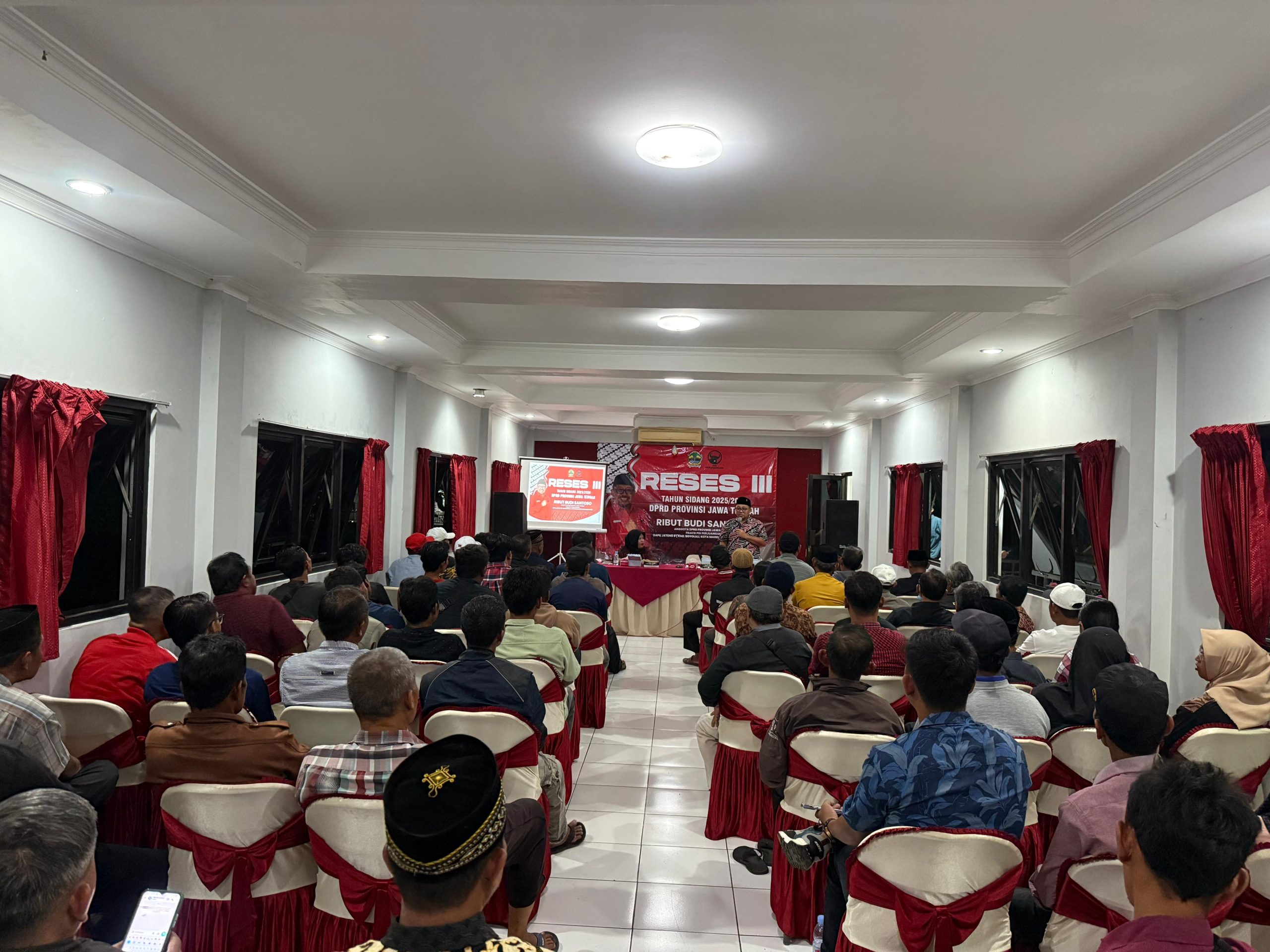 Serap Aspirasi Masyarakat Sambi, Ribut Budi Santoso Gelar Reses III Bersama Anggota DPRD Boyolali di Resto Ayam San